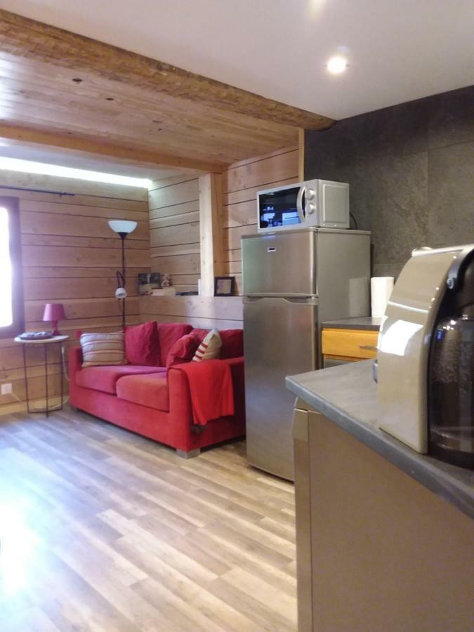 Le Woody Lägenhet Saint-Étienne-de-Tinée Exteriör bild